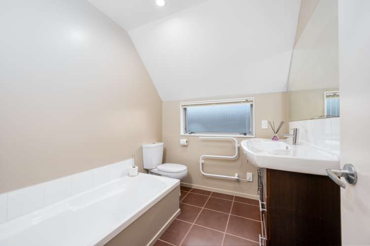 14b Bracken Road Newlands_10