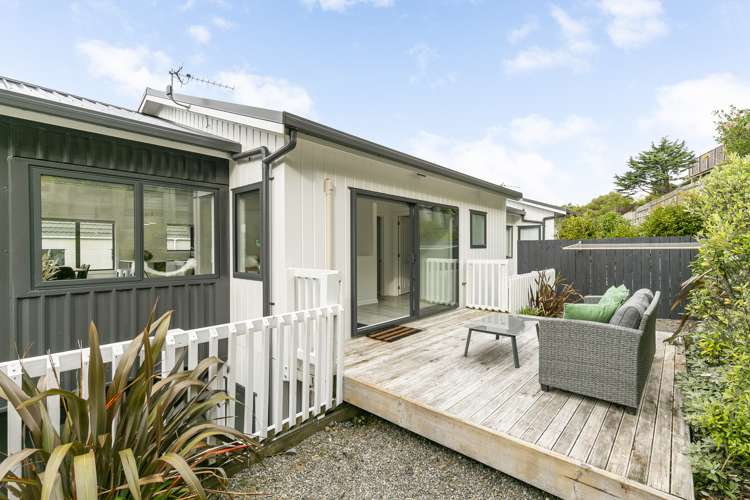 25 Derry Hill Churton Park_15