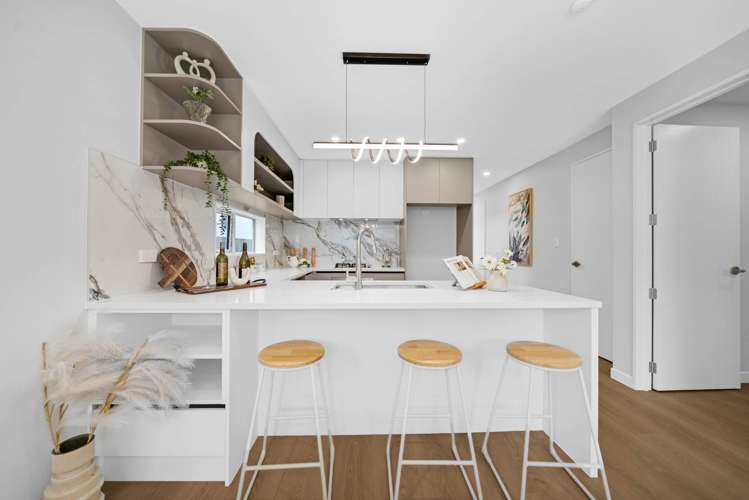 14 Ballyalton Cresent Flat Bush_3