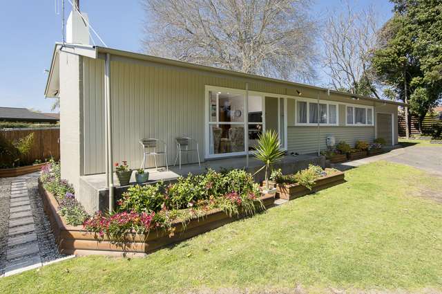 210 Levers Road Matua_1