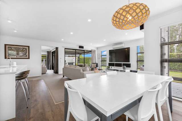 2 Araucana Way Burwood_3