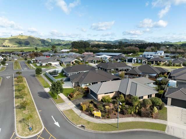 Smart, Easy Living in a Quiet Papamoa Pocket