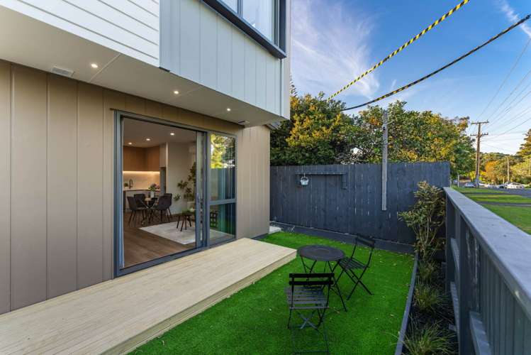 Lot 1-9/92 Gloria Avenue Te Atatu Peninsula_11