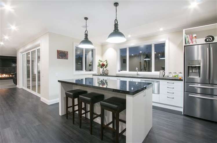 93a Walker Road East Aongatete_1