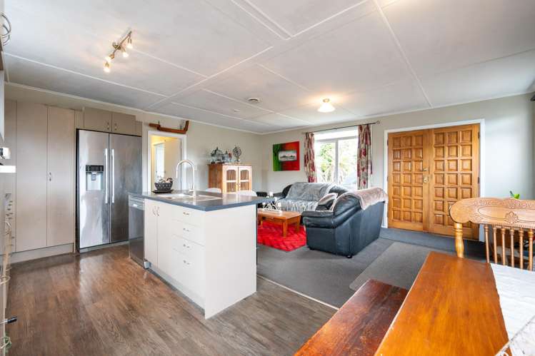 34 Elliott Crescent_3