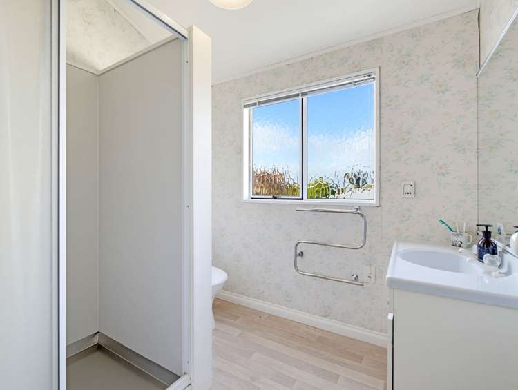29 Hinewa Road Otumoetai_16