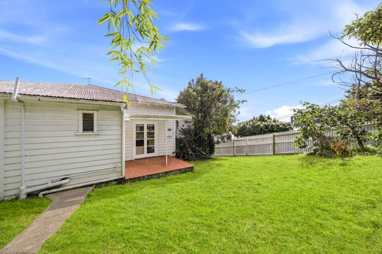 27A Lloyd Avenue Mt Albert_5