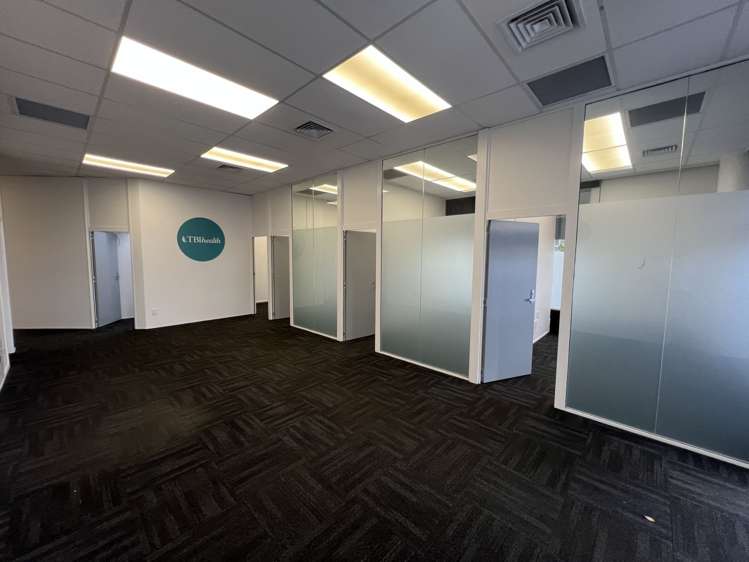 Ground Floor/626 Great South Road Ellerslie_1