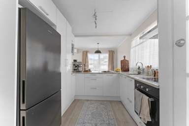 6 Landette Road_4