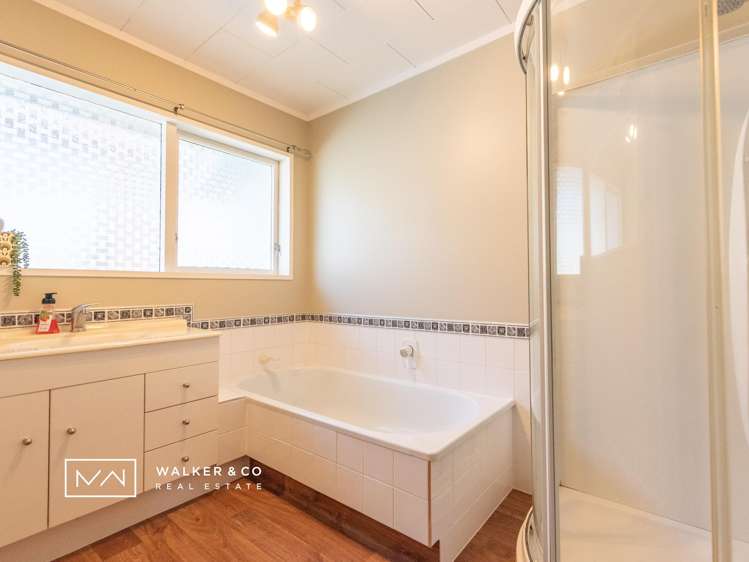 16 Sunbrae Drive Silverstream_18