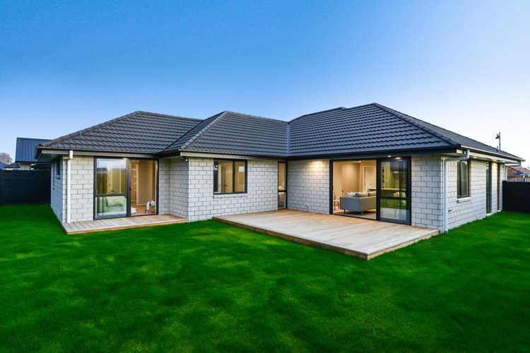 32 Isobel Hodgson Drive Cambridge_2