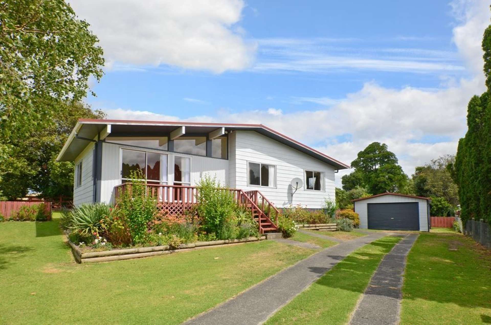 16 Curlew Place One Tree Point_0