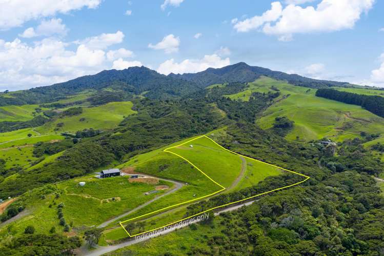 1597 Whaanga Road Raglan_15