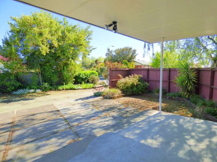 1 Reddecliffe Crescent Hampstead_13