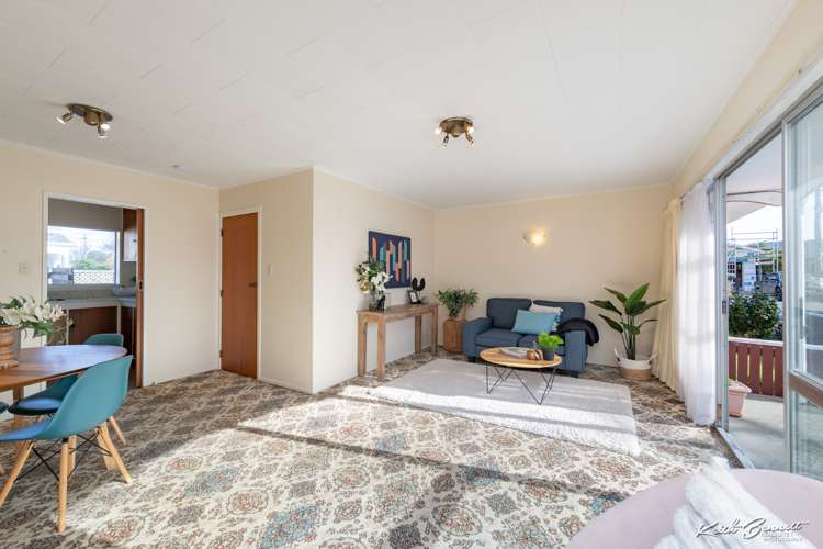 1/14 Fuller Grove Woburn_3