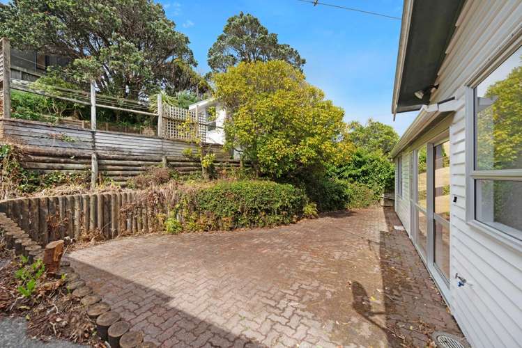 21 Firth Terrace Karori_19