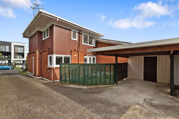 2/32 Turama Road Royal Oak_10
