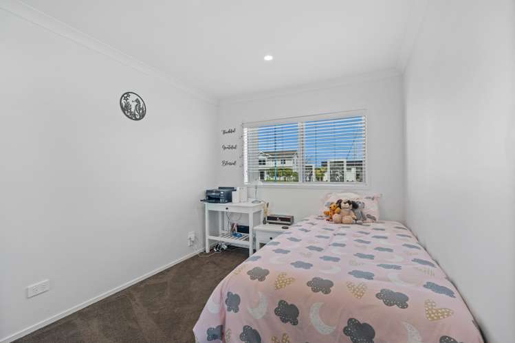 6 Fred Carr Place One Tree Point_12