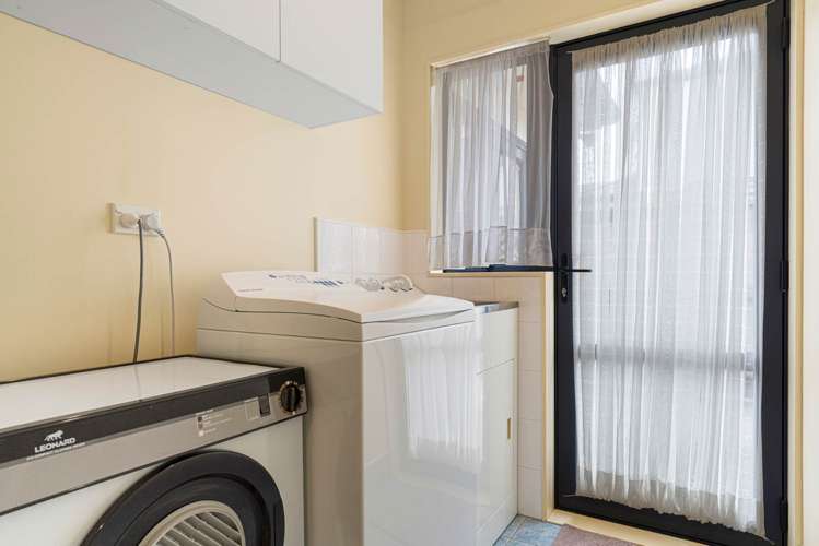 31 Newbliss Crescent East Tamaki Heights_23