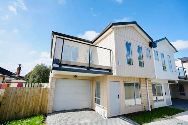 Brand New 4-Bedroom Terrace House in Otahuhu