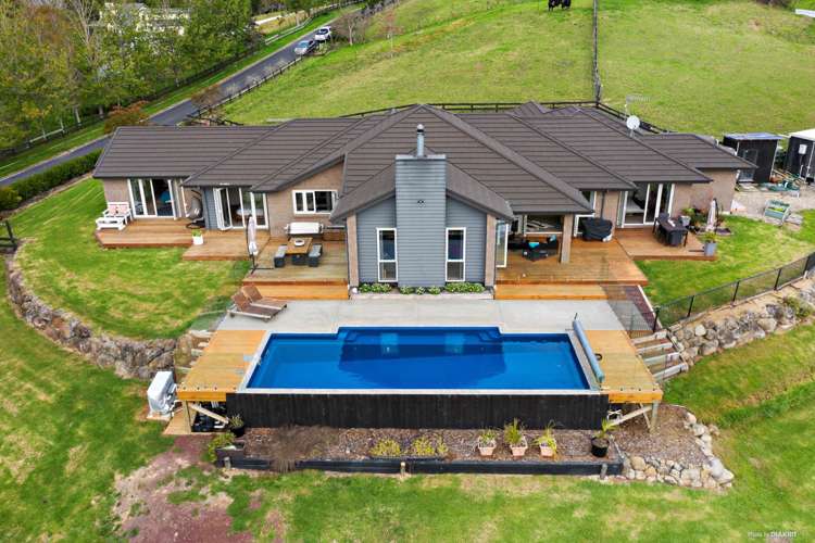 68 Judge Richardson Drive Opaheke_17