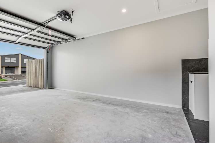 1/4 Tiro Place Rototuna North_14