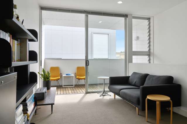 18e Fisher-Point Drive Auckland Central_2