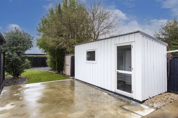 37 Hussey Road Harewood_23