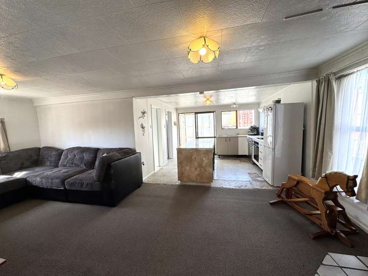 82 Salcombe Street Kaitangata_25