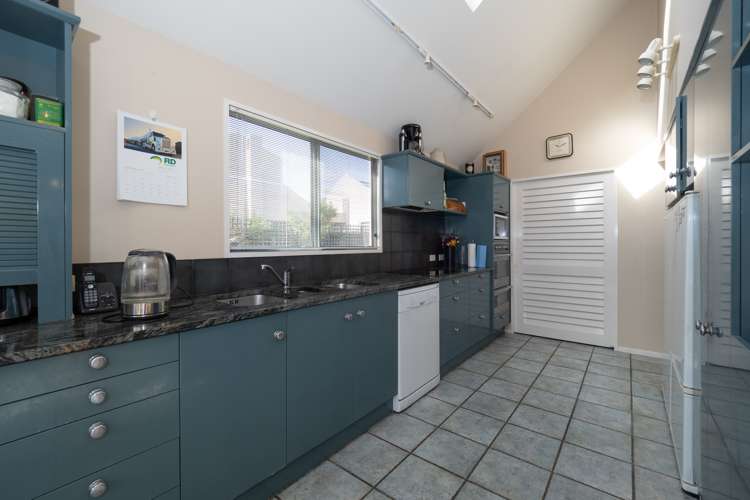 80 Pages Road Allenton_5