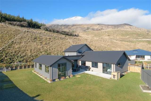 68 Myles Way Lower Shotover_1