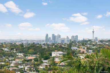 2/455 Glenfield Road_1