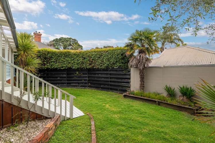 61 Vauxhall Road Devonport_11