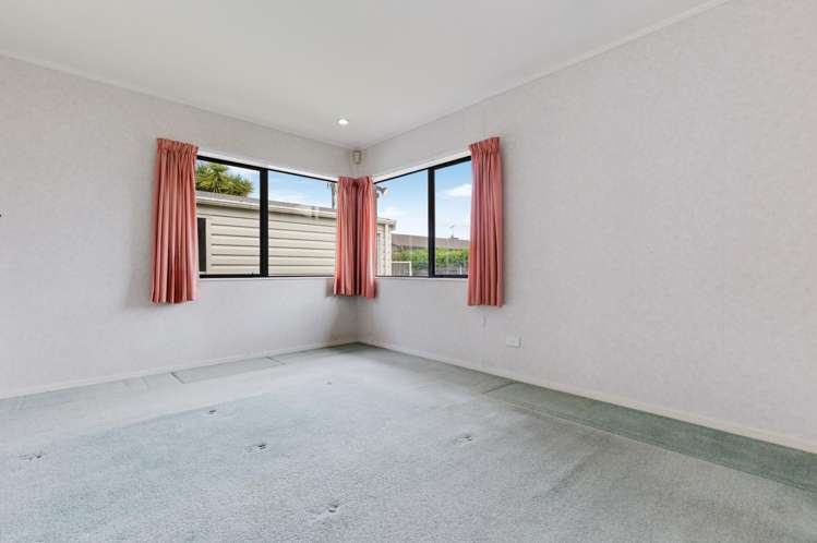 2/49 Shirley Avenue Papakura_11