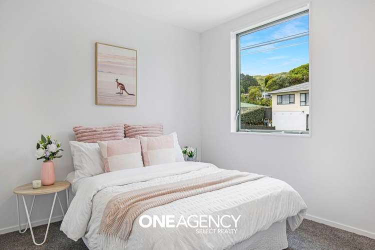 54 Cardiff Crescent Cannons Creek_13