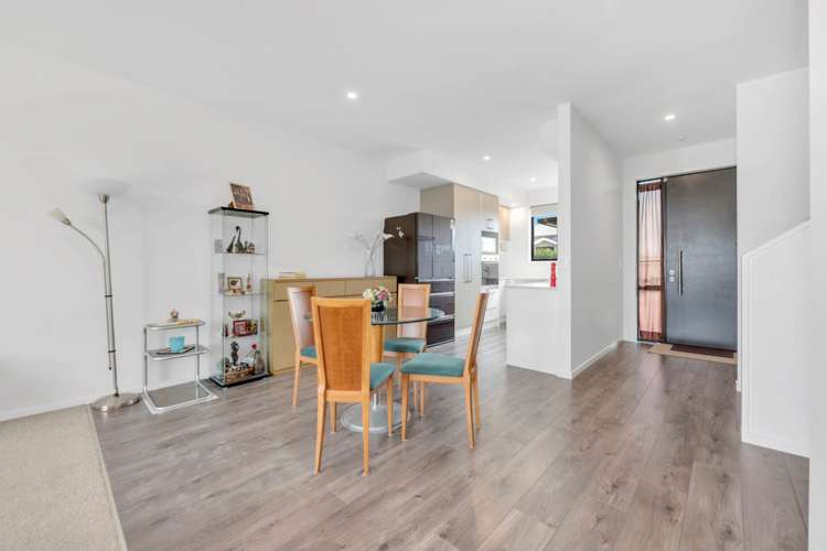 166 Seventh View Avenue Beachlands_5