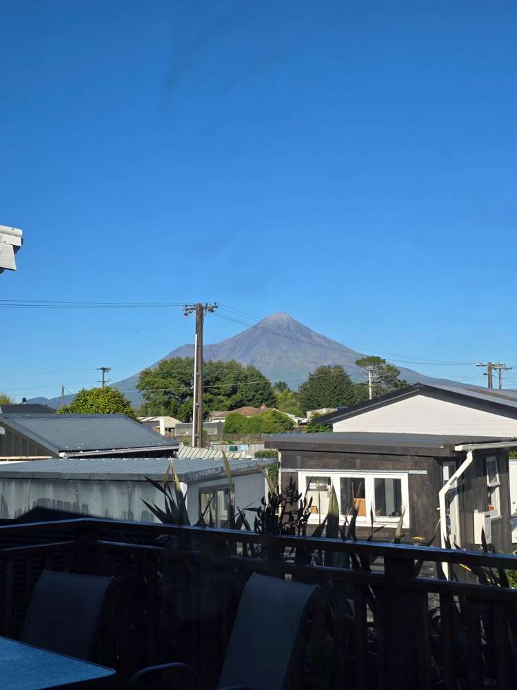 9 Standish Street Midhirst_45