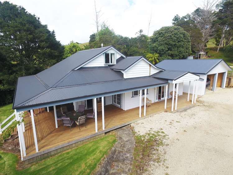 1029 Te Waitere Road Taharoa_23