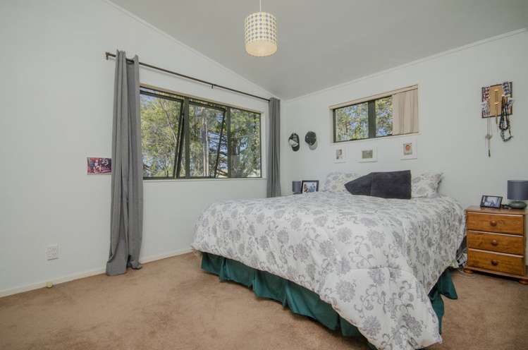 2/78a Woodglen Road Glen Eden_10