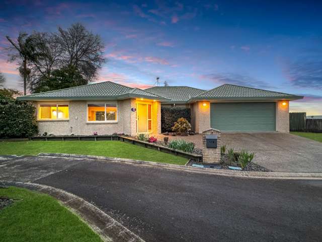 Immaculate Brick home on a Beautiful Section