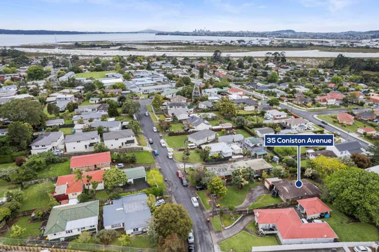35 Coniston Avenue Te Atatu South_6