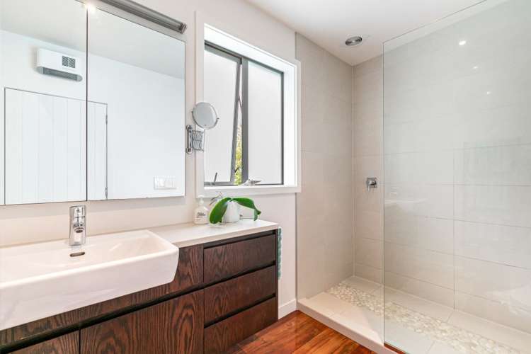 85 Aberdeen Road Castor Bay_24