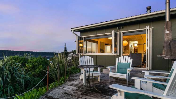 40 Tuakau Bridge-Port Waikato Road Port Waikato_12