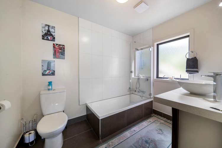 18 Olivers Place Queenstown_13