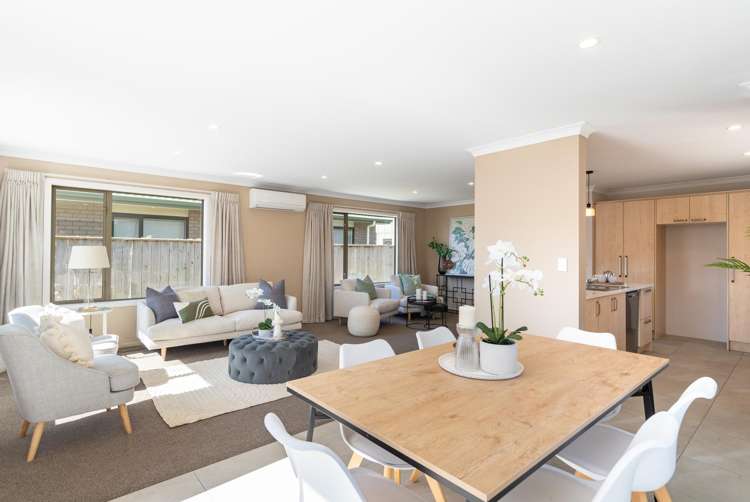 2 Yeats Grove Trentham_8