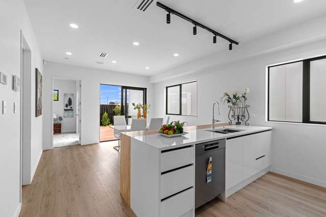 3 Green Bamboo Road Hobsonville_4