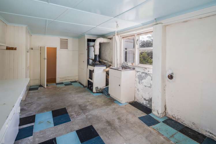 18 Cavendish Square Strathmore Park_17