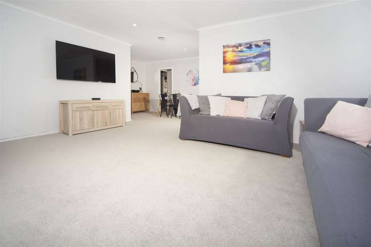 1/2 Hobby Avenue Birkdale_21