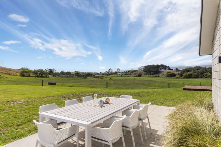 39 Sandown Road Te Horo Beach_8