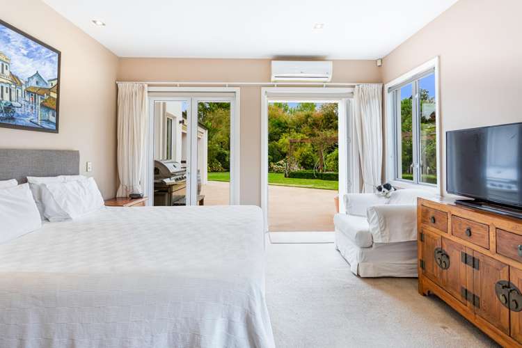 47 Lloyd Road Riverhead_14